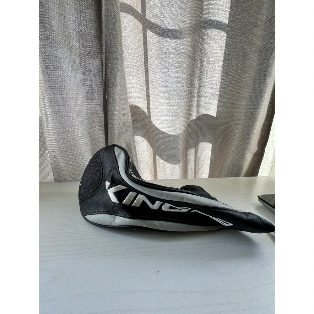 Cobra Golf King F9 Driver Black/Carbon/White Headcover